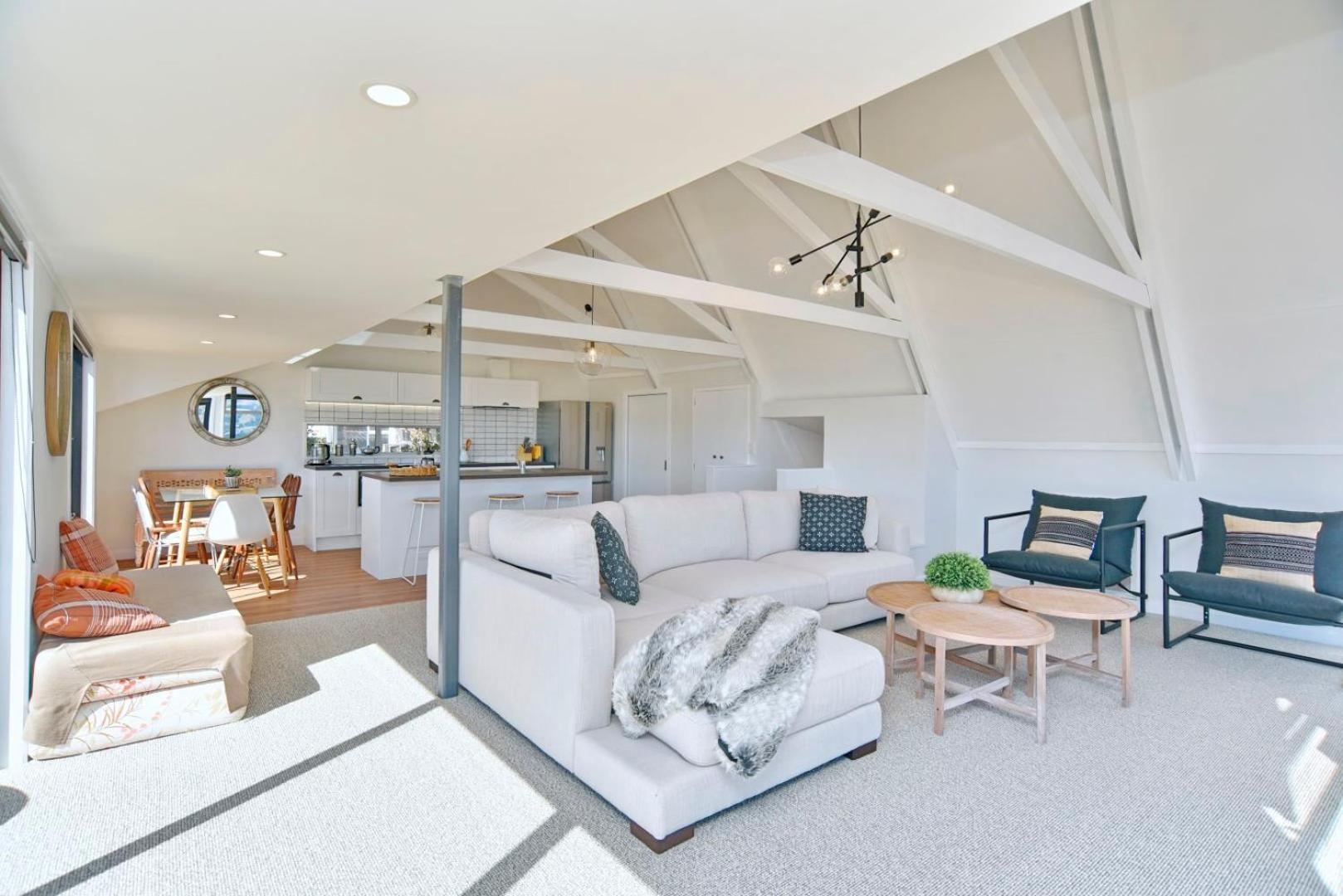 Akaroa Harbour View - Christchurch Holiday Homes Dış mekan fotoğraf