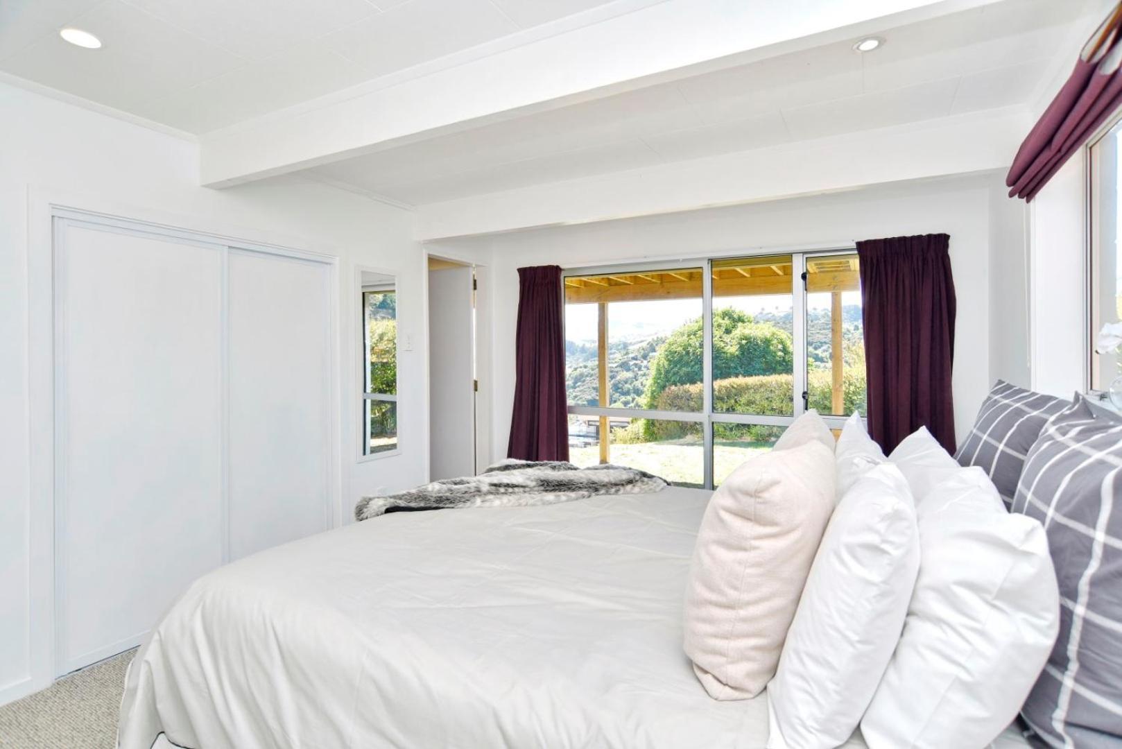 Akaroa Harbour View - Christchurch Holiday Homes Dış mekan fotoğraf